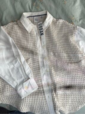 BDG Urban White Textured Button-Up Shirt